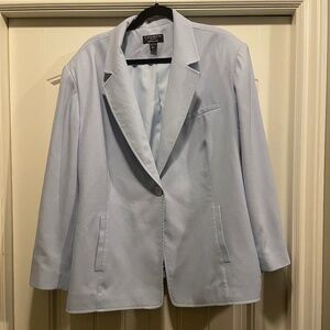 Light blue long sleeve suit jacket